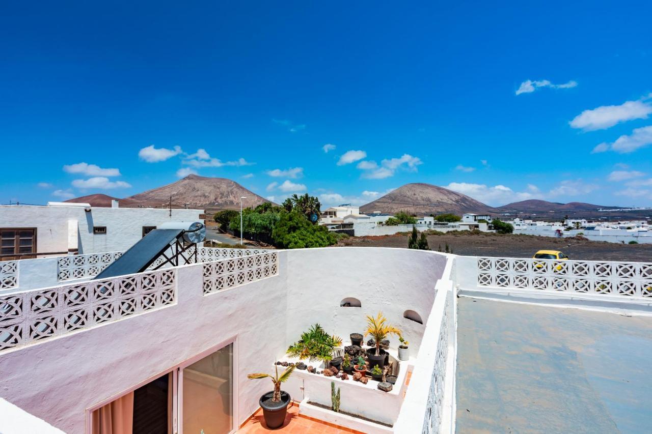 Ferienwohnung La Graciosa - Casa Marosenia Güime Exterior foto
